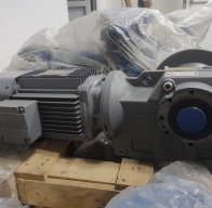 SF77系列减速机型号
