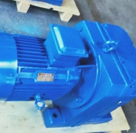 1800W变频电机减速机一体机用于折叠盘机能达到120转每分钟吗？