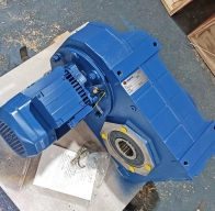 翻转机用40KW电机FA系列平行轴减速机型号
