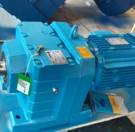 矿山机械50KW电机配斜齿轮减速机类型有哪些