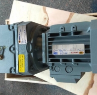 0.55KW电机减速机选型用在辊道输送机