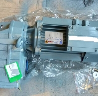 18KW电机减速机怎么选型用在石料振动筛上